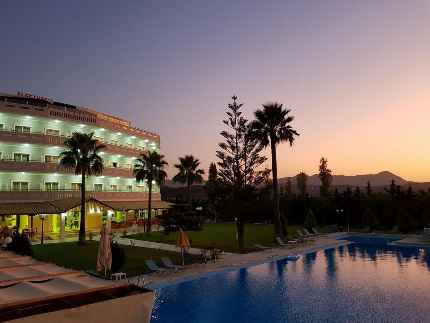 Regina Hotel Kíssamos Extérieur photo