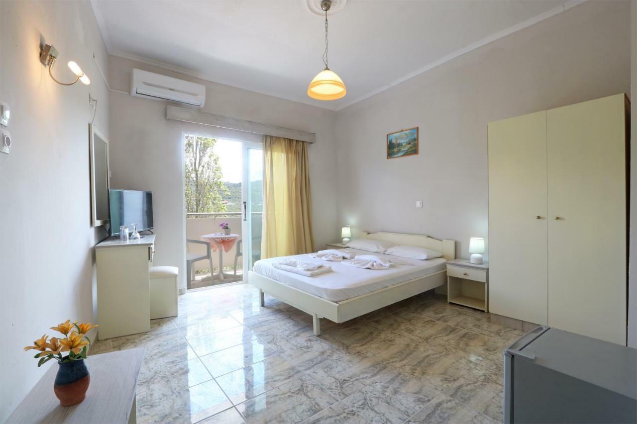 Regina Hotel Kíssamos Extérieur photo